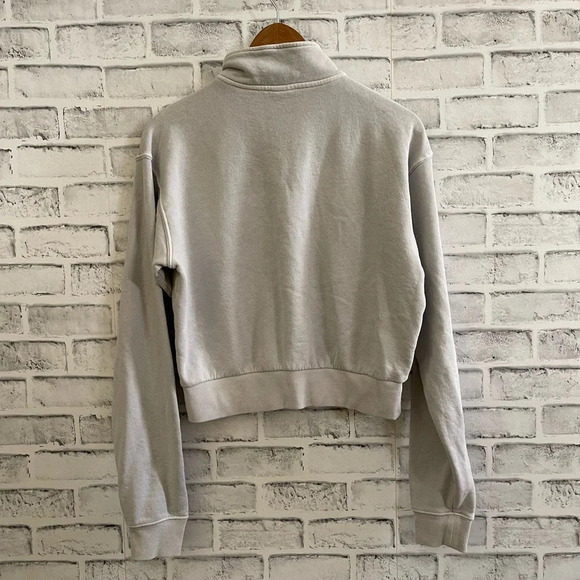 Women’s Wild Fable light gray waist length 1/4 zip sweatshirt Size Small - Picture 2 of 4